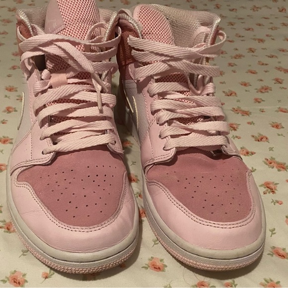 jordan 1s digital pink size 9! - Picture 3 of 3